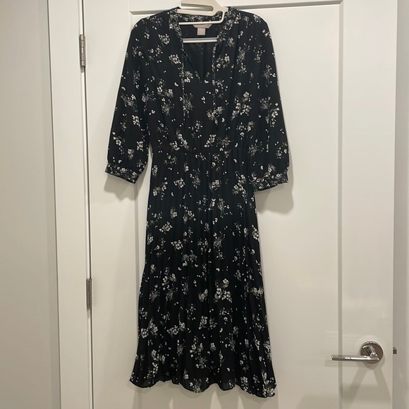 H&M dress - Picture 1 of 5